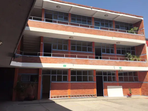 Edificio en venta en San Lucas Tepetlacalco, Tlalnepantla de Baz — foto 2 de 9