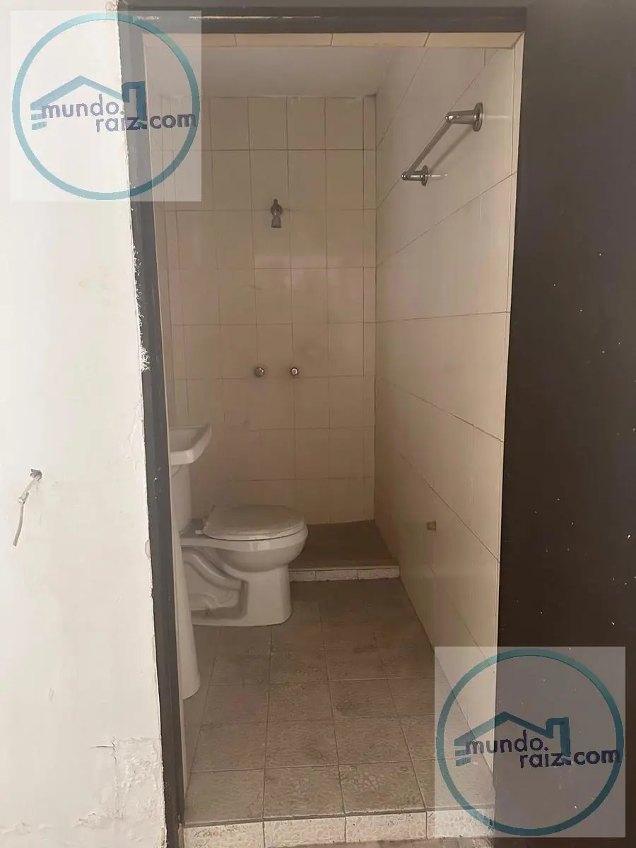 Edificio en venta en El Roble, San Nicolás de los Garza — foto 1 de 27
