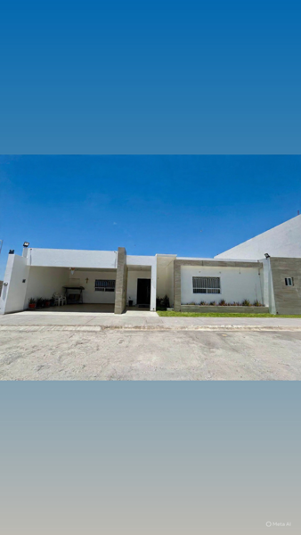 Casa Seminueva en Venta de un piso en los Viñedos