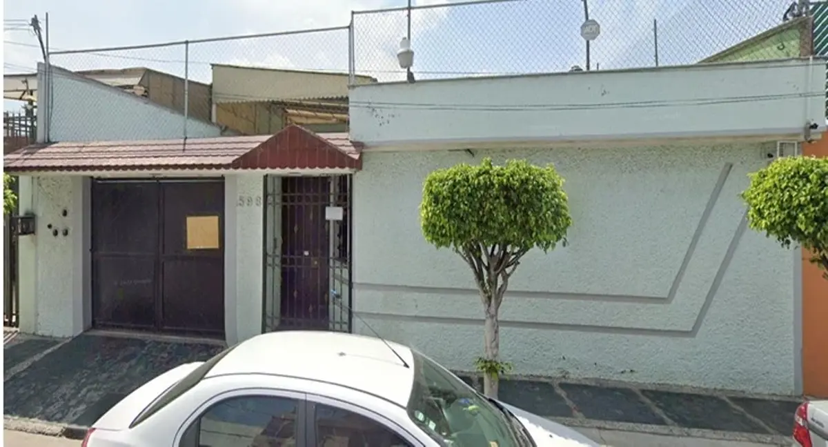 Casa en venta en Valle del Tepeyac, Gustavo A. Madero — foto 1 de 8
