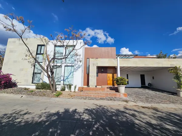 Casa en renta en El Molino Residencial y Golf, León — foto 2 de 30