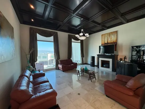 Casa en venta en Las Cumbres, Monterrey — foto 2 de 10