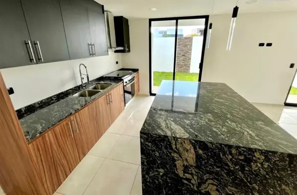 Casa en venta en Lomas de Angelópolis, San Andrés Cholula — foto 2 de 10