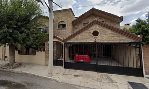 Casa en venta en Los Doctores, Saltillo — foto 3 de 6