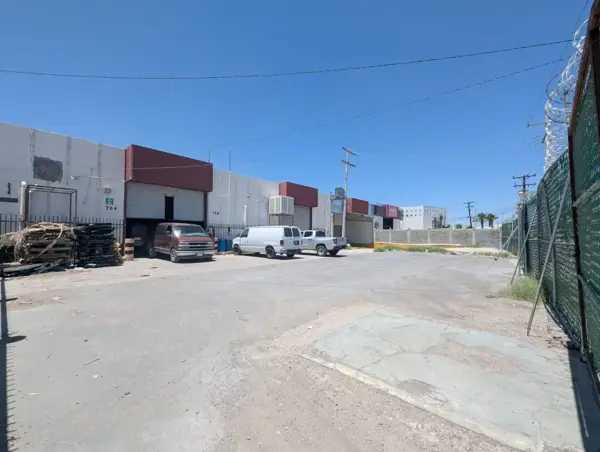 Bodega en renta en Santa Rosa, Gómez Palacio — foto 2 de 18