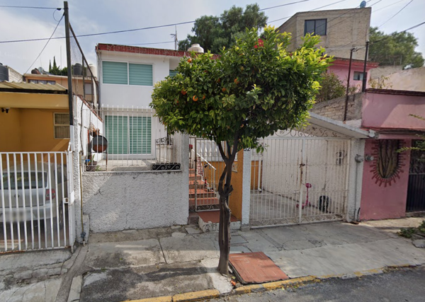 Casa en venta en Parque Residencial Coacalco 1a Sección, Coacalco de Berriozábal — foto 3 de 25