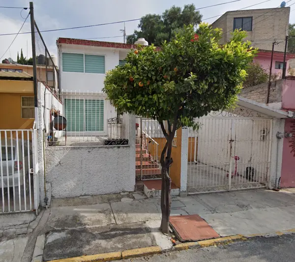 Casa en Venta en Colonia Parque Residencial Coacalco, San Francisco Coacalco, Estado de México.