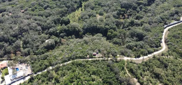 Terreno en Venta en El Barrial, Santiago, Nuevo León 1