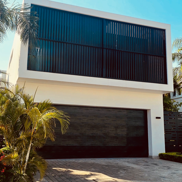 Residencia con Dársena Privada — foto 1 de 25