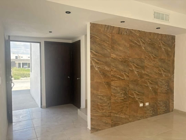 Casa en venta en La Perla, Torreón — foto 2 de 10