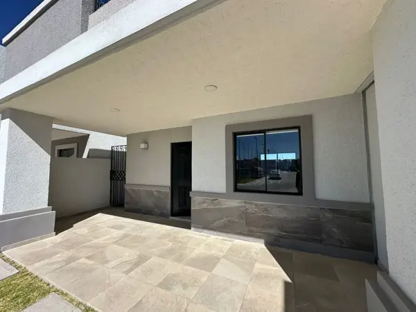 Casa en venta en Real Toledo, Pachuca de Soto — foto 3 de 24