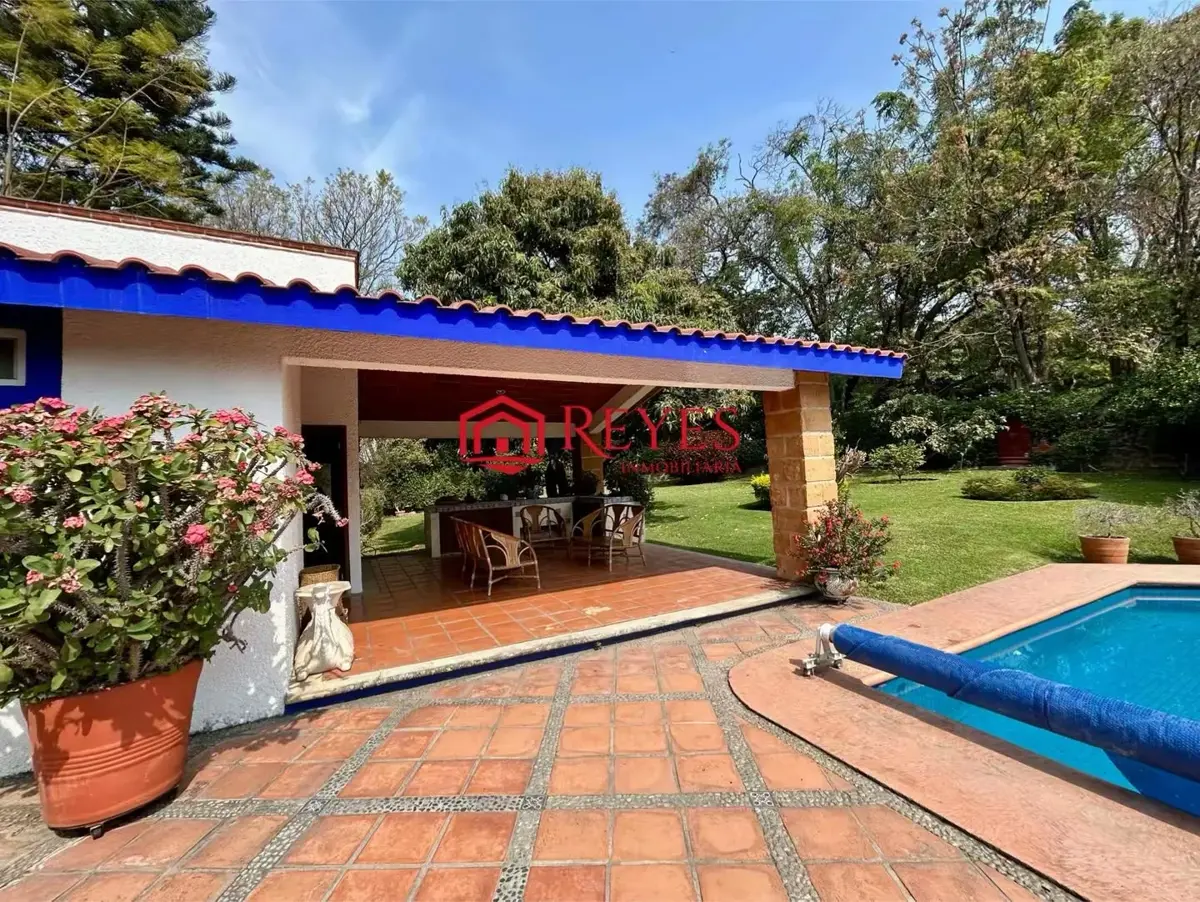 Casa en venta en Lomas de Cocoyoc, Atlatlahucan — foto 1 de 17