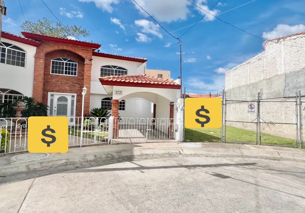 VENTA | CASA + TERRENO CONTIGUO | REAL DEL BOSQUE | (ESCRITURAS INDEPENDIENTES) | SE VENDEN JUNTOS VENTA | CASA + TERRENO CONTIGUO | REAL DEL BOSQUE | (ESCRITURAS INDEPENDIENTES) | SE VENDEN JUNTOS