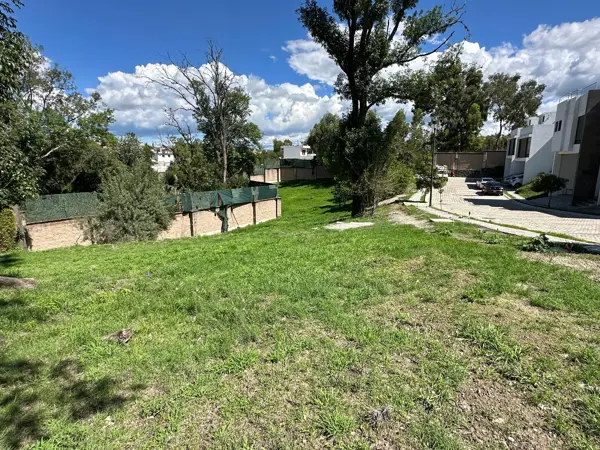 Terreno en venta en Lomas de Angelópolis, San Andrés Cholula — foto 2 de 9