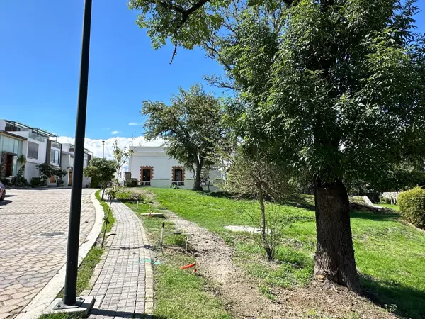 Terreno en venta en Lomas de Angelópolis, San Andrés Cholula — foto 3 de 9