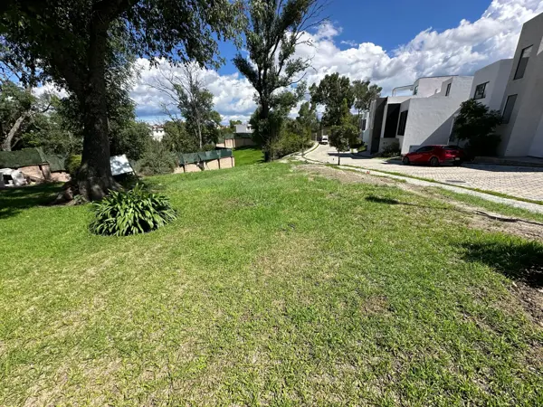 Lote en Venta Dentro de Lomas de Angelópolis Puebla