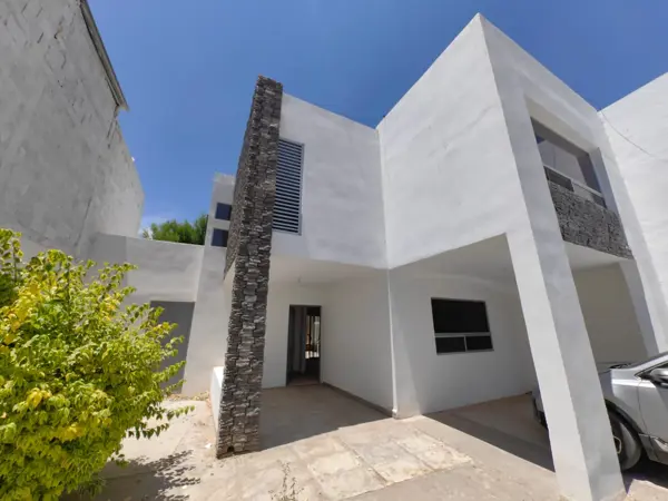 NO SE COMPARTE  - CASA EN VENTA - RESIDENCIAL SENDEROS -NO SE COMPARTE