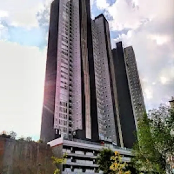 Departamento en Venta – Bosque Real Towers
