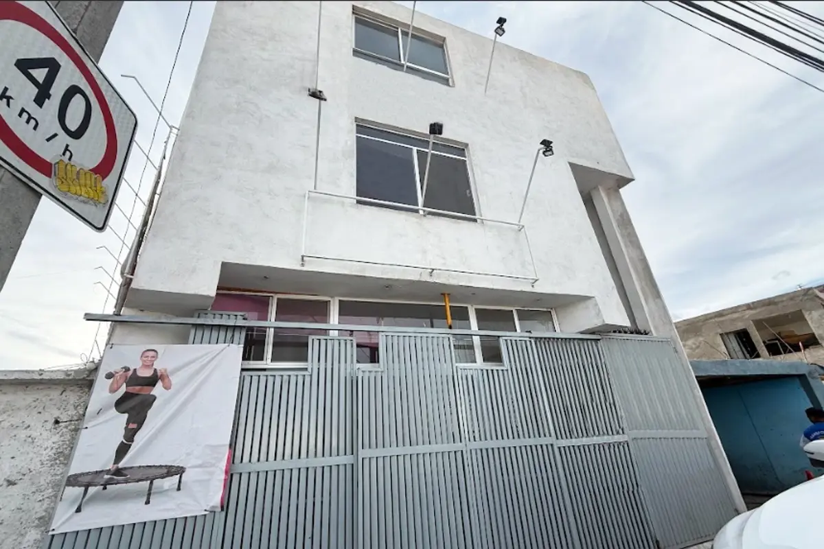 Edificio en venta en Valencia, Saltillo — foto 1 de 18