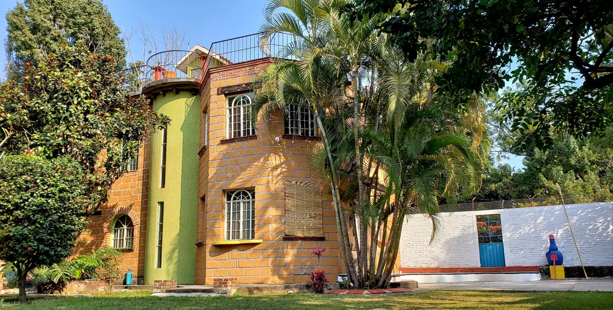 Casa en venta en Santo Domingo Ocotitlán, Tepoztlán — foto 1 de 64