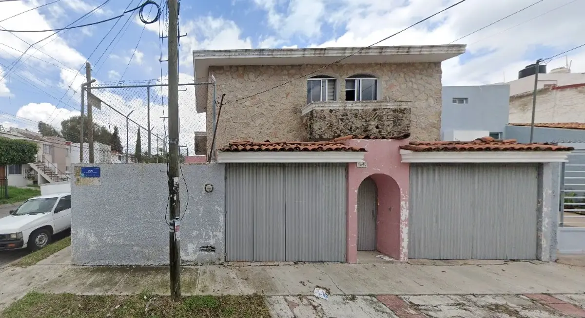 Casa en venta en Hacienda Del Tepeyac, Zapopan — foto 1 de 23