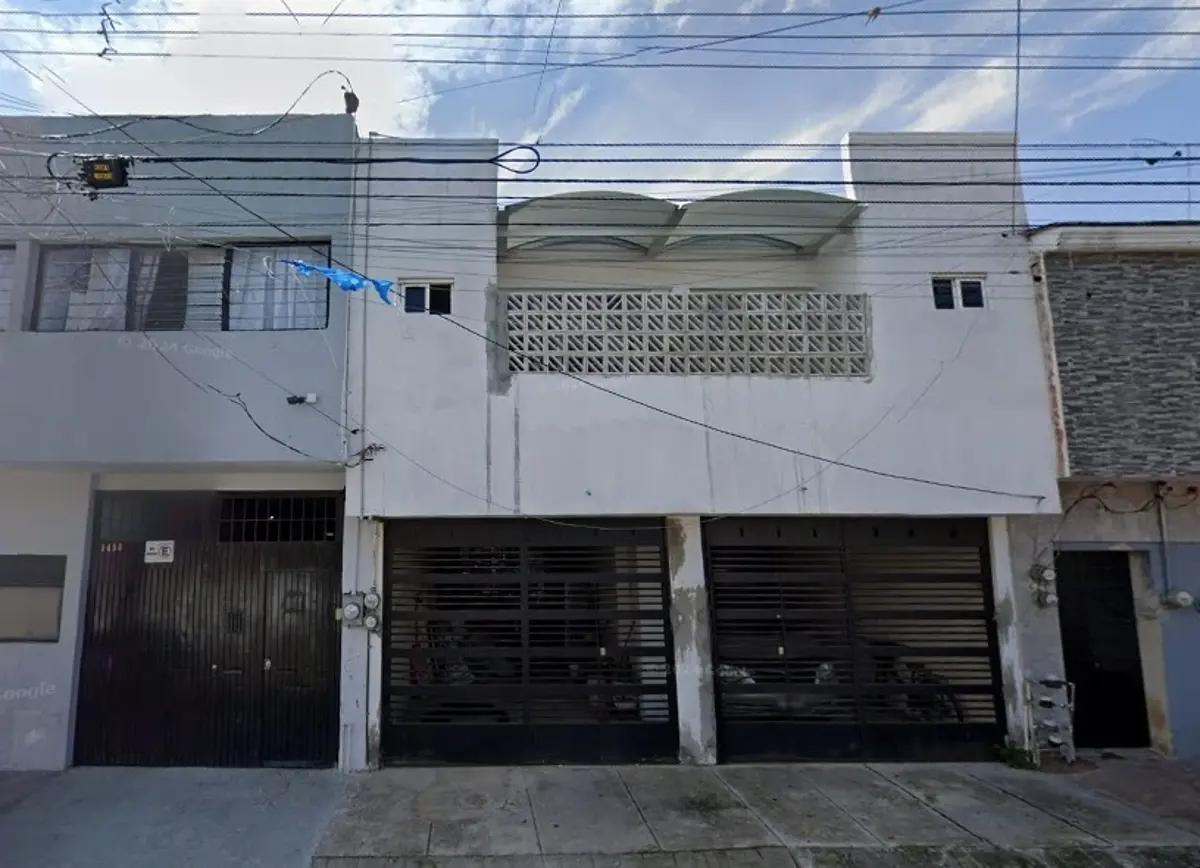 Casa en venta en Postes Cuates (Federalismo), Guadalajara — foto 1 de 9