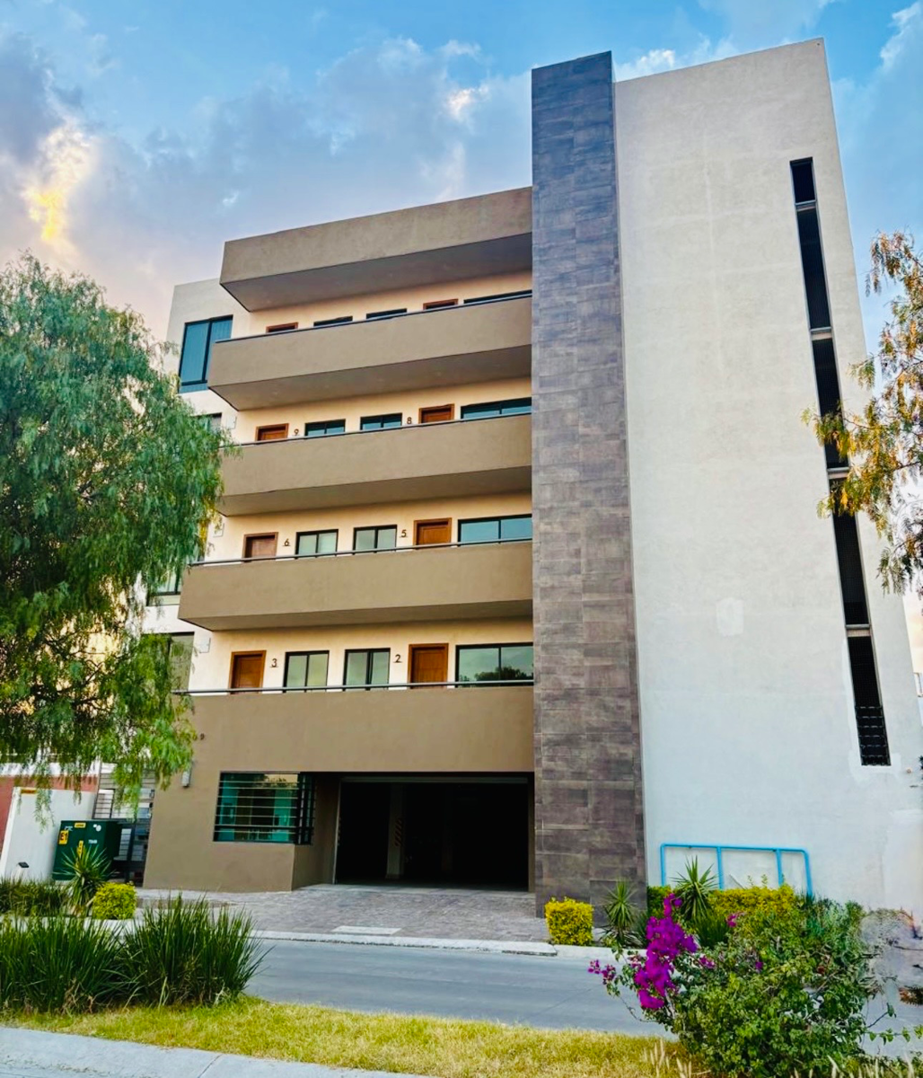 Departamento en venta en Industrial la Capilla, León — foto 1 de 24