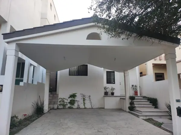 Casa en Venta. Bosques de las Cumbres