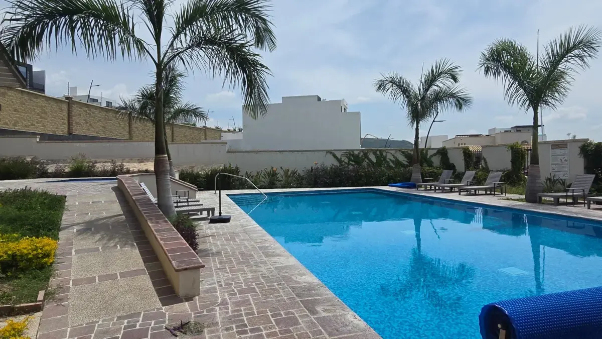 Casa en venta en Residencial Lomas Punta del Este, León — foto 1 de 12