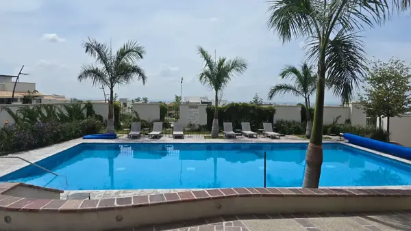 Casa en venta en Residencial Lomas Punta del Este, León — foto 2 de 12