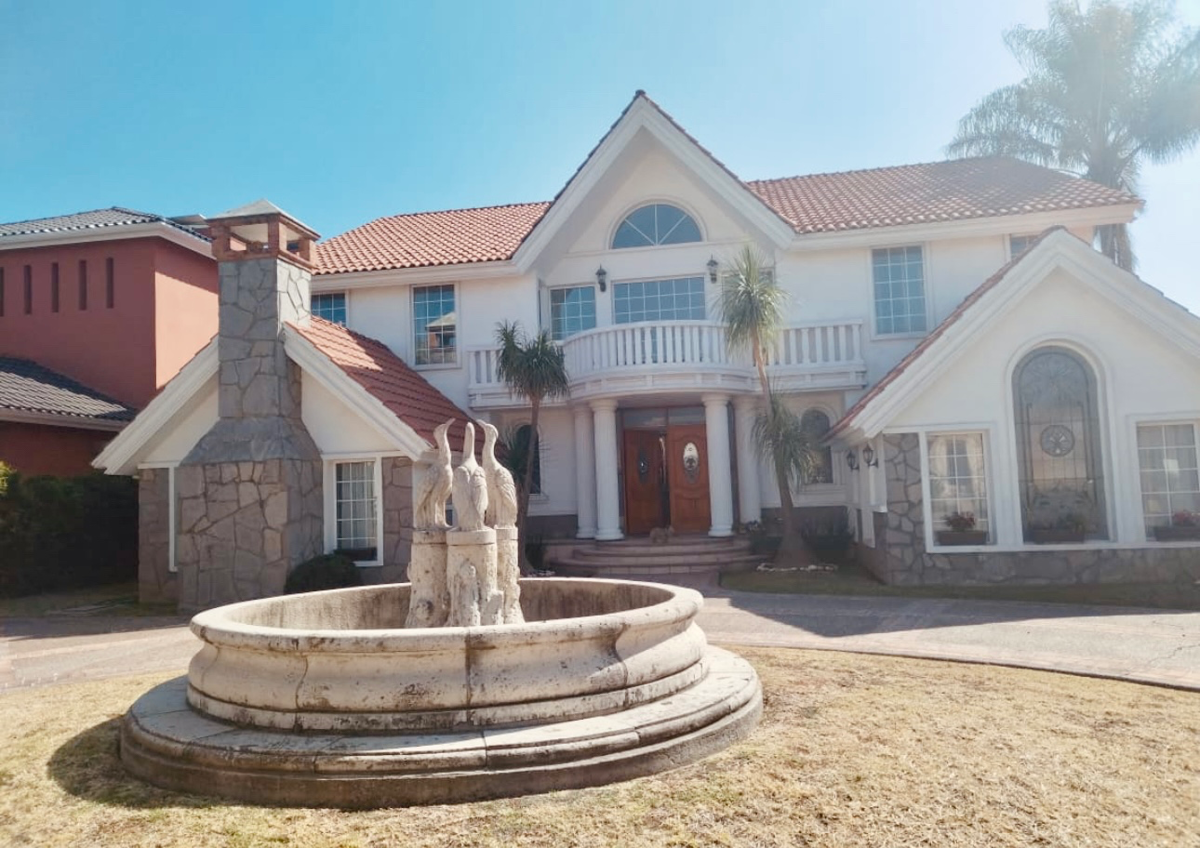 Casa en venta en Bosques del Campestre, León — foto 1 de 15