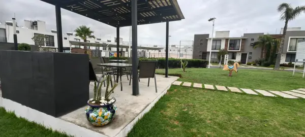 Departamento en renta en San Francisco Ocotlán (Ocotlán), Coronango — foto 2 de 11