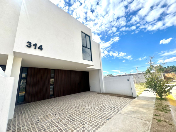Casa en venta en Bosques de Breda, León — foto 3 de 18