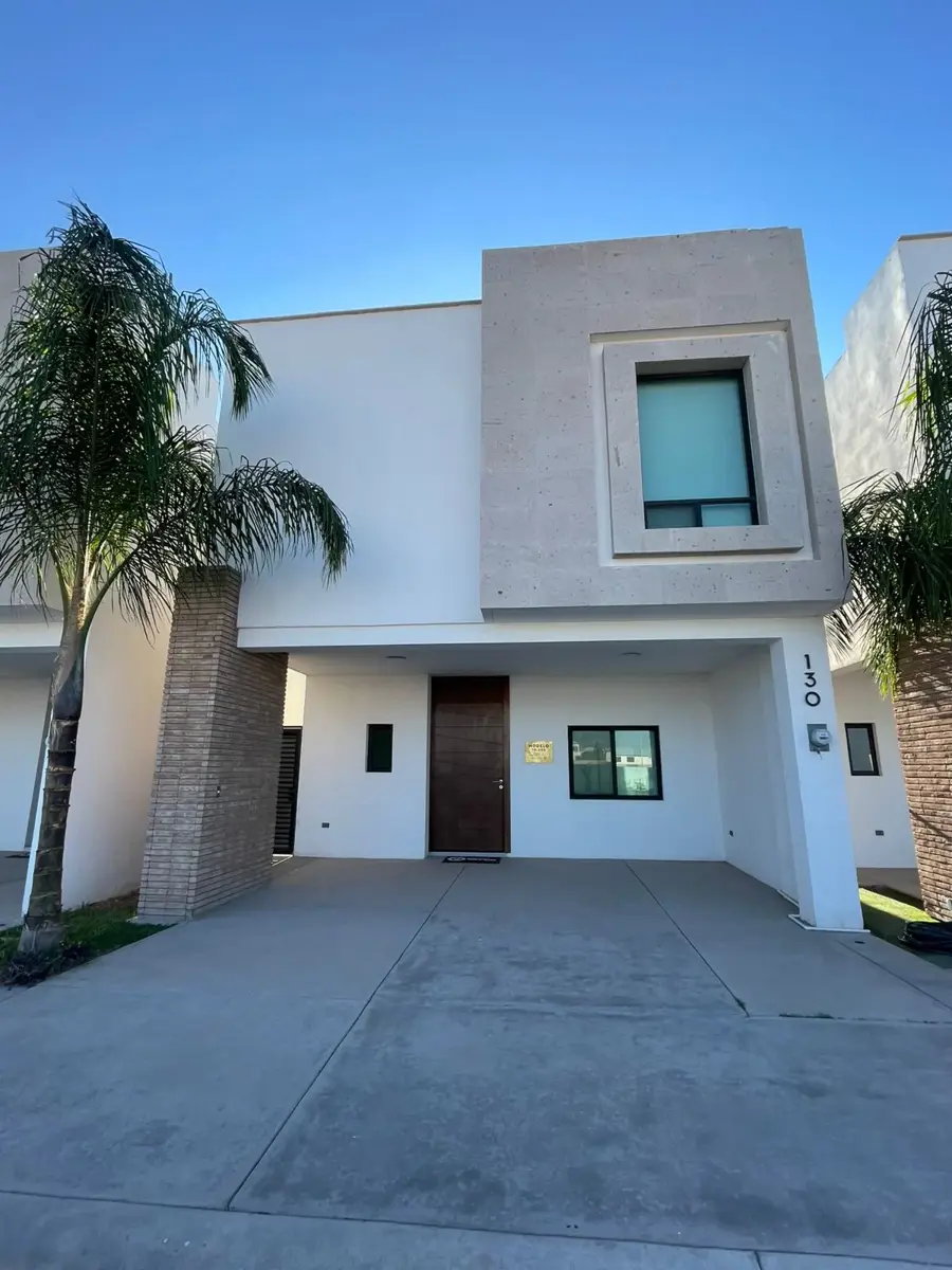 Casa en venta en La Rioja Residencial, Torreón — foto 1 de 12
