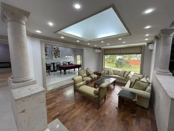 RENTA DE CASA EN SANTA ROSA APODACA