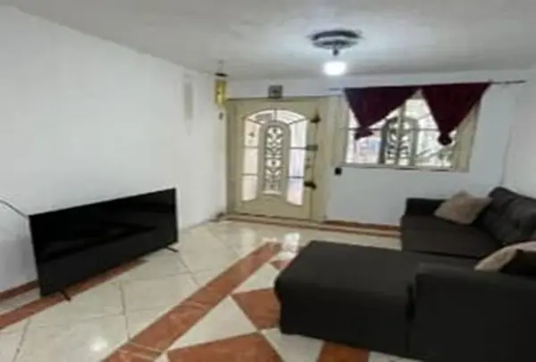 Casa en venta en Circunvalacion Oblatos, Guadalajara — foto 3 de 8