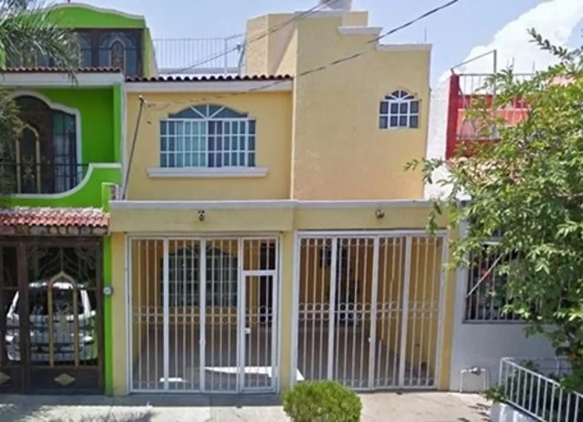 Casa en venta en Circunvalacion Oblatos, Guadalajara — foto 1 de 8