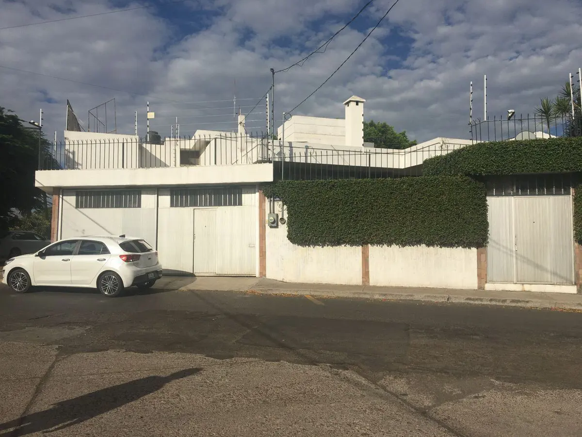 Casa en venta en Jardines de Irapuato, Irapuato — foto 1 de 5