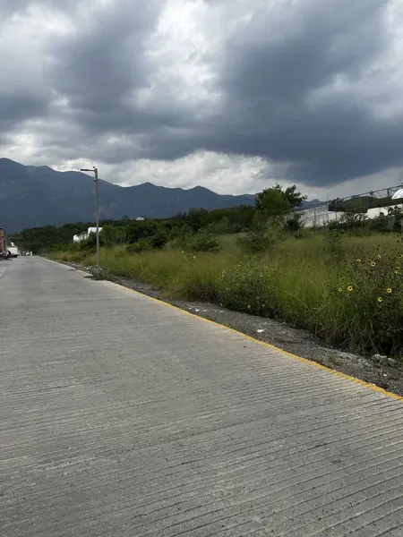 Terreno en venta en El Uro, Monterrey — foto 3 de 4