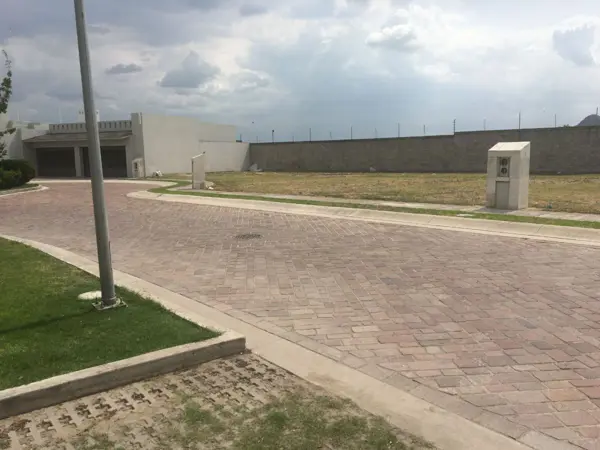 Terreno en venta en Pontevedra, Irapuato — foto 2 de 7