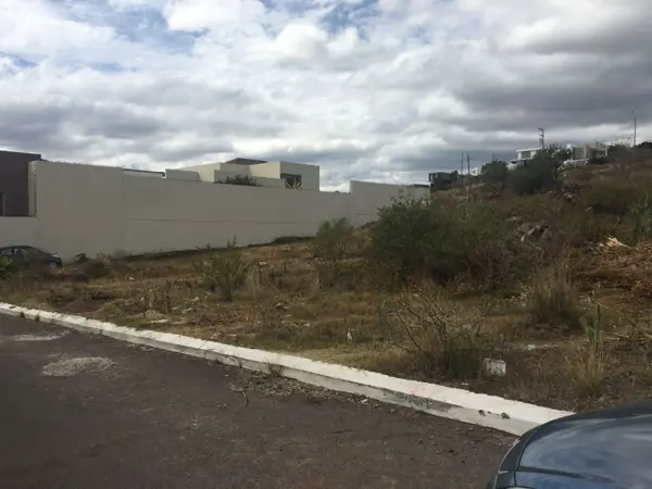 Terreno en venta en Villas de Irapuato, Irapuato — foto 2 de 3
