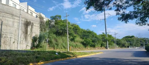 Terreno en venta en La Perla, Monterrey — foto 2 de 6