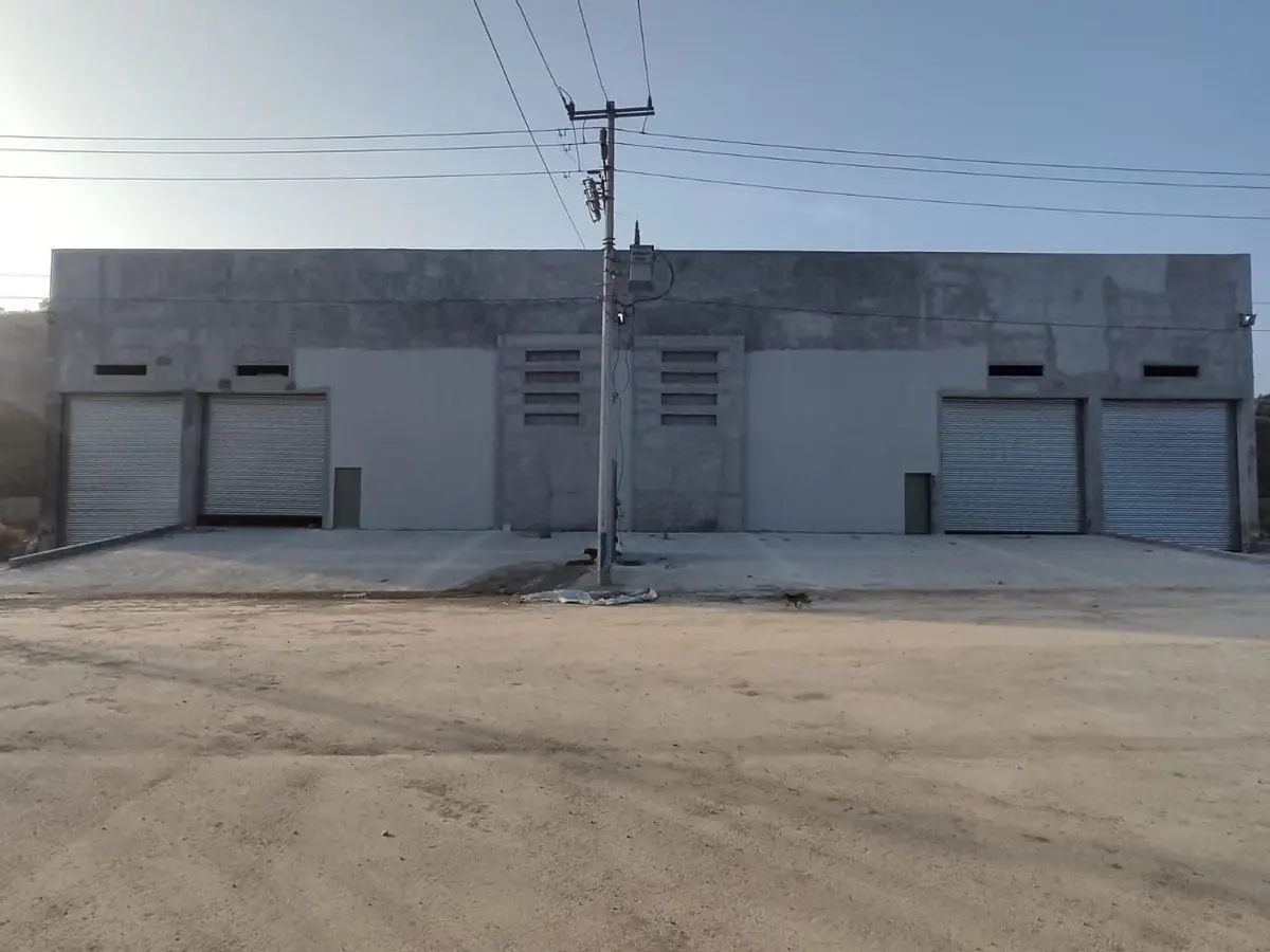 Bodega en renta en Los Viñedos, Santa Catarina — foto 1 de 2
