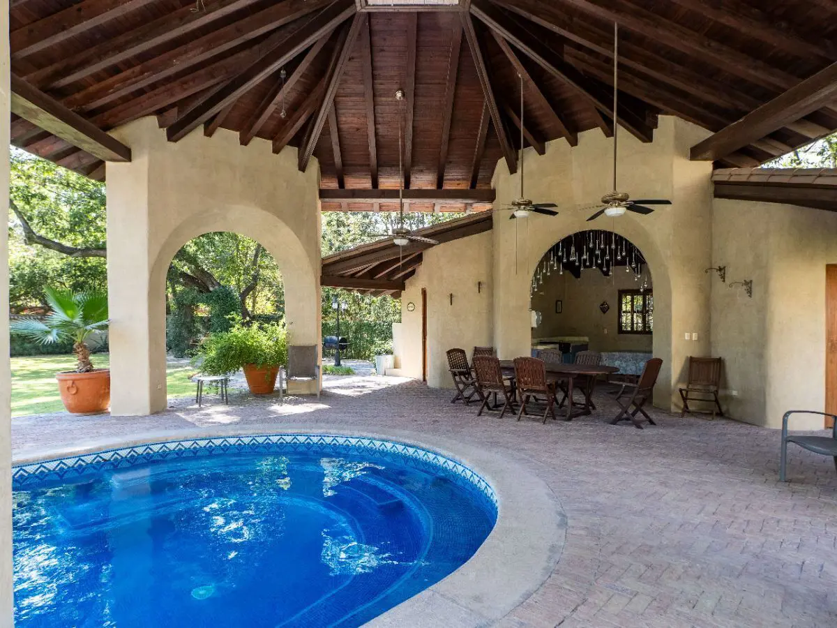 Quinta en venta en García Centro, García — foto 1 de 16