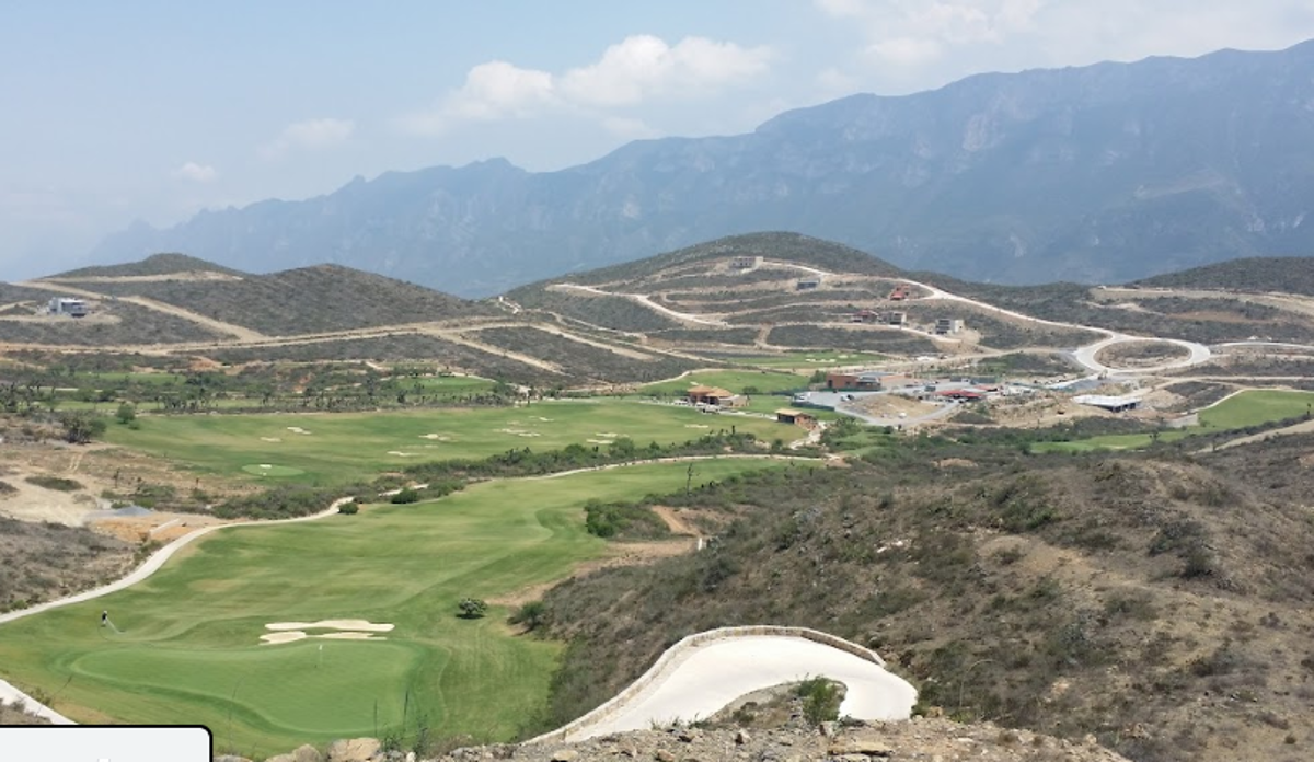 Terreno en venta en Terralta Residencial Country Club, García — foto 1 de 2