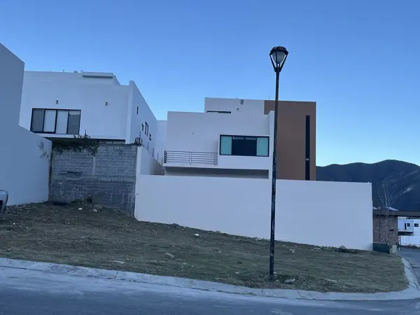 Terreno en venta en El Uro, Monterrey — foto 2 de 7