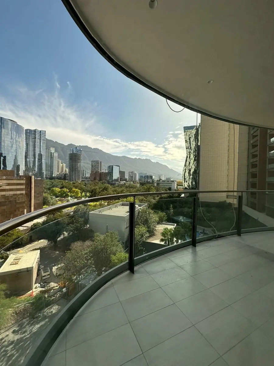 Departamento en venta en Santa Engracia, San Pedro Garza García — foto 1 de 9