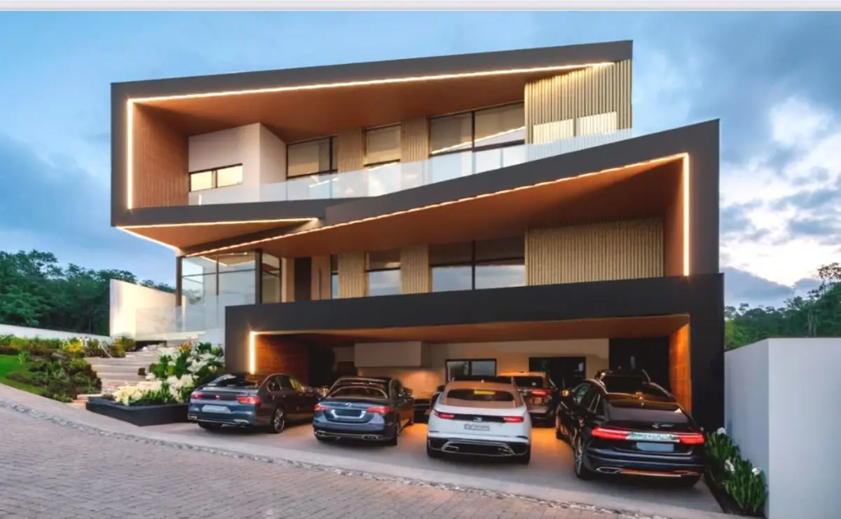 Casa en venta en Los Encinos de San Agustín, San Pedro Garza García — foto 1 de 7