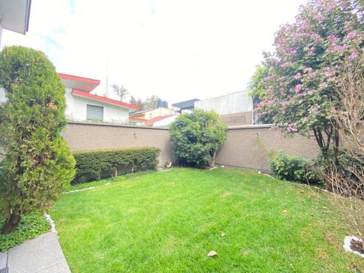 Casa en renta en Pedregal de San Francisco, Coyoacán — foto 1 de 4