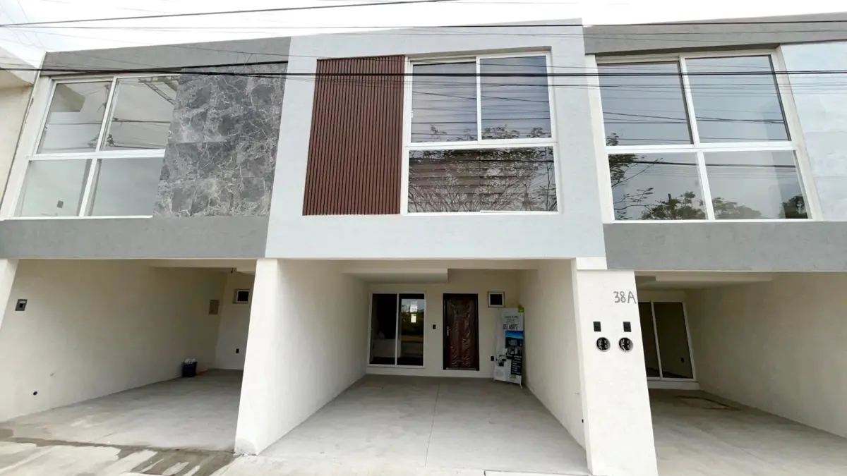 Casa en venta en Lomas de Rio Medio, Veracruz — foto 1 de 20